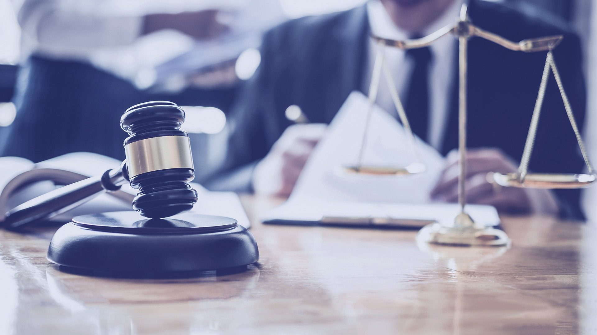 juiz-tribunal-cobrança judicial